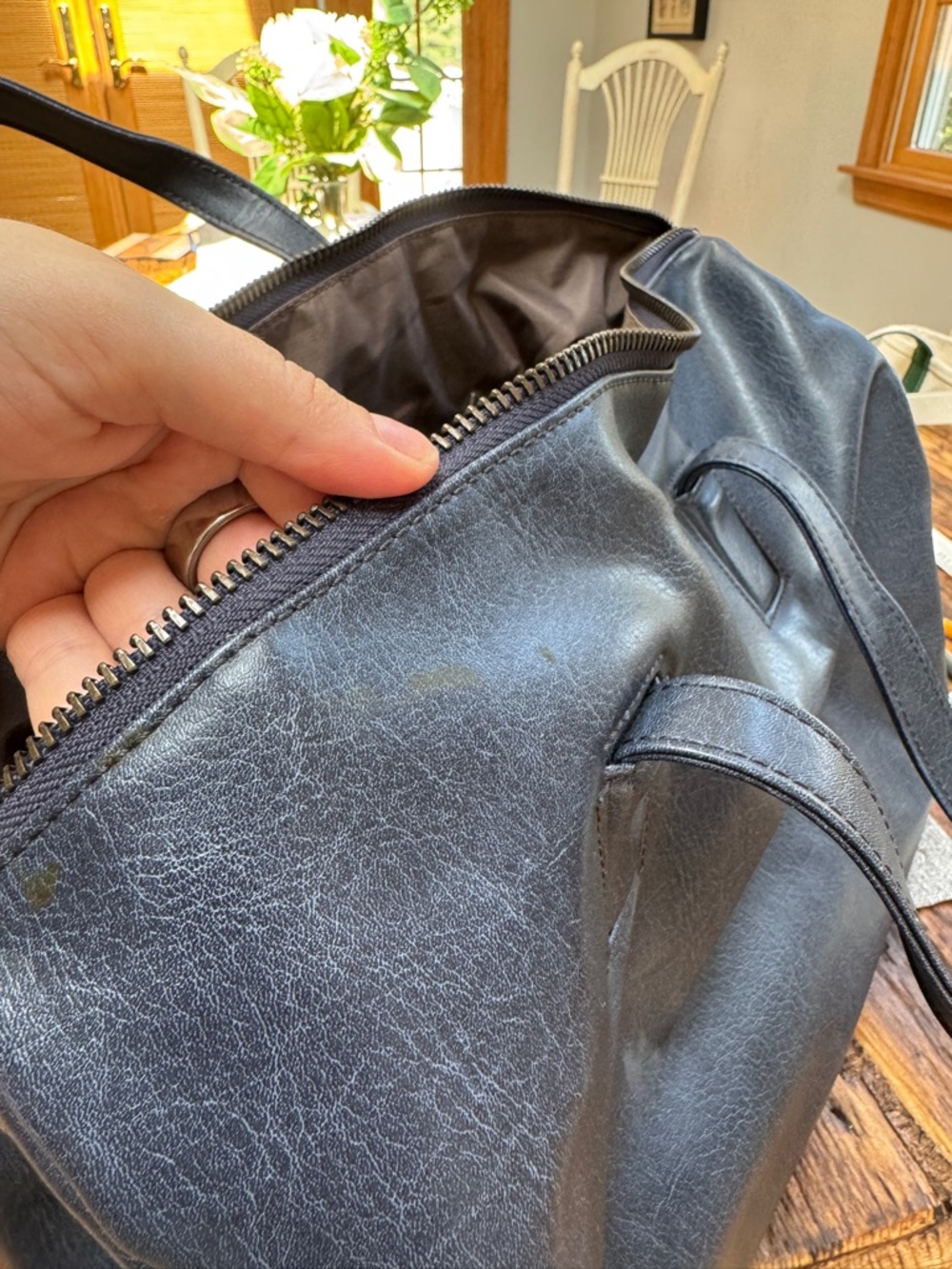 Matt And Nat Crossbody Black Satchel Vegan Leather Removable Strap - Picture 7 of 8